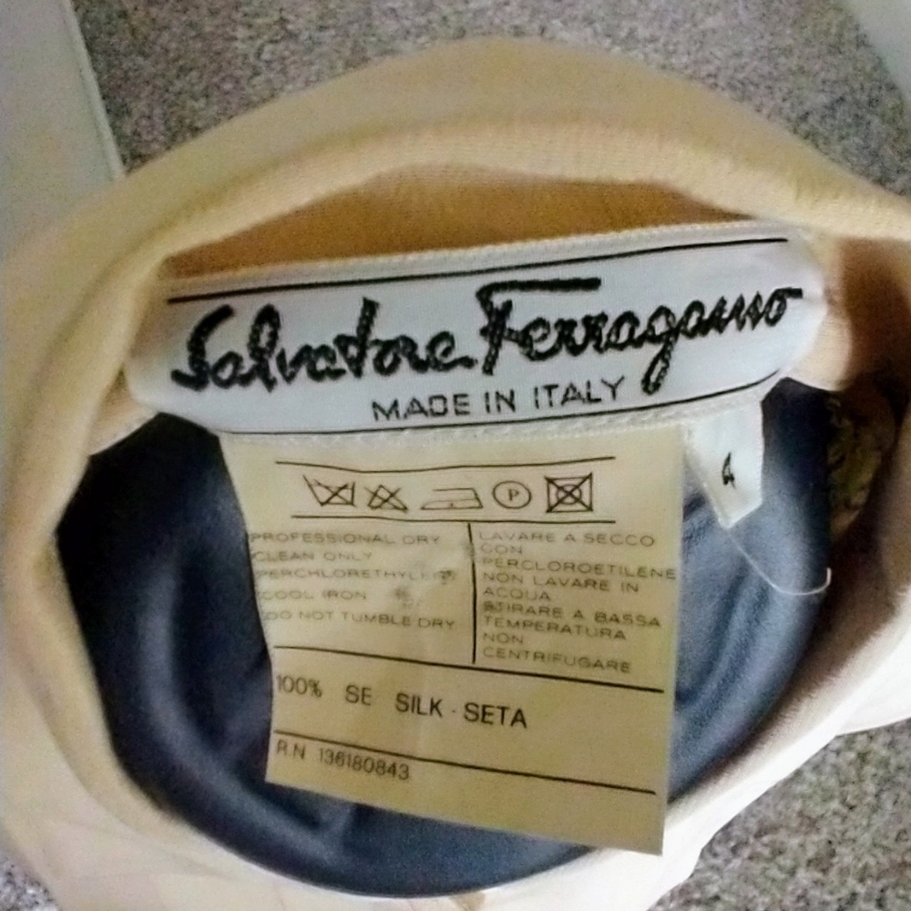 Vintage Ladies silk Salvatore Ferragamo shirt